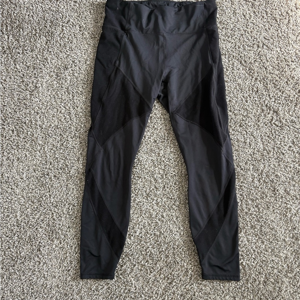 Fabletics High Waisted Dual Texture Leggings L